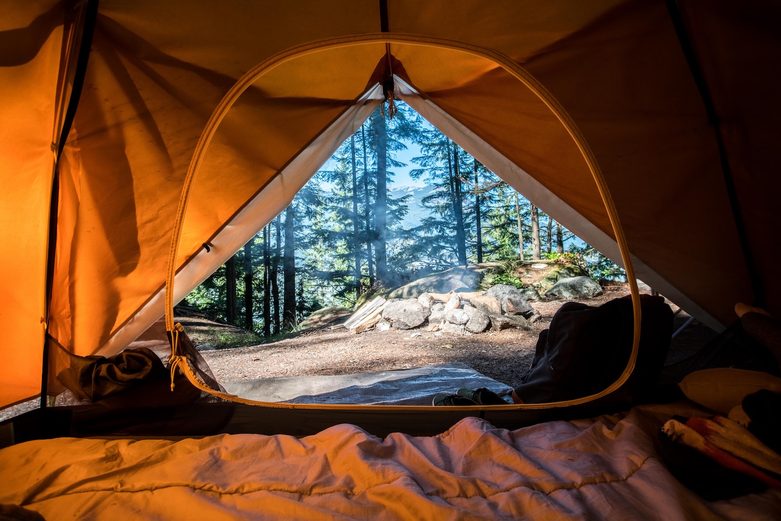 40 Fun Camping Activities for Couples Wandernity